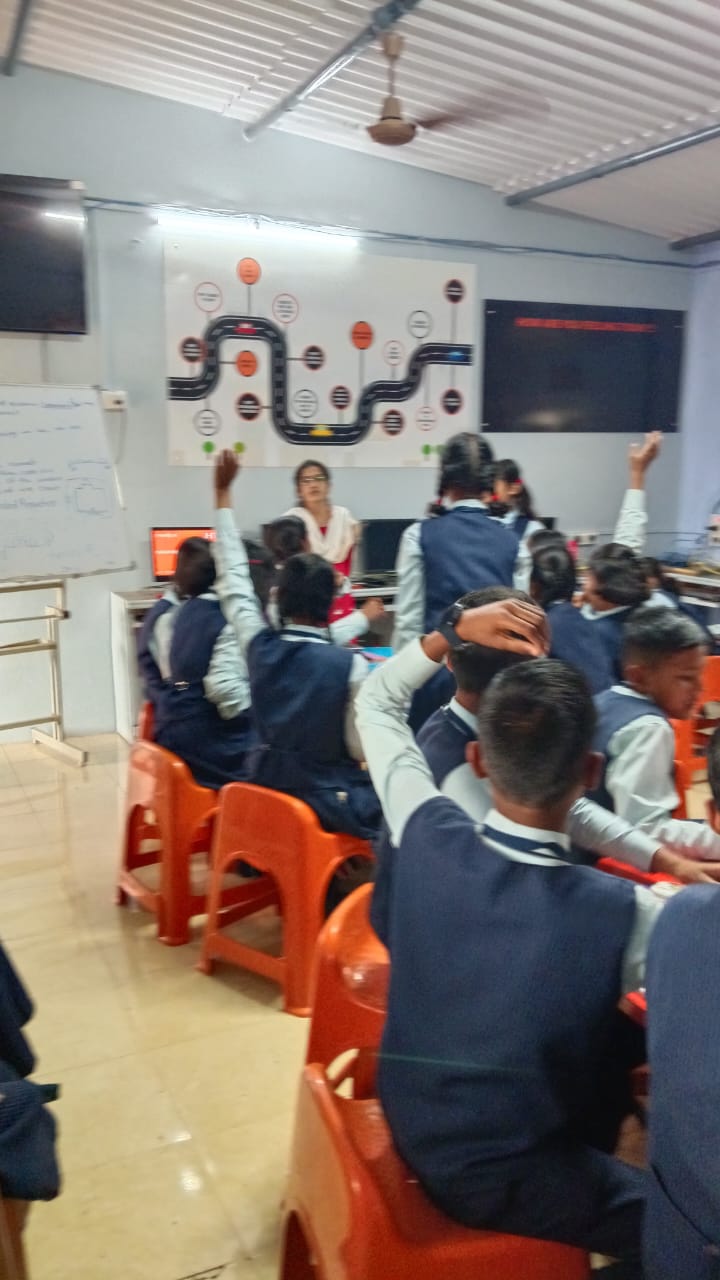 Students Robotics Activities4 Kolhapur